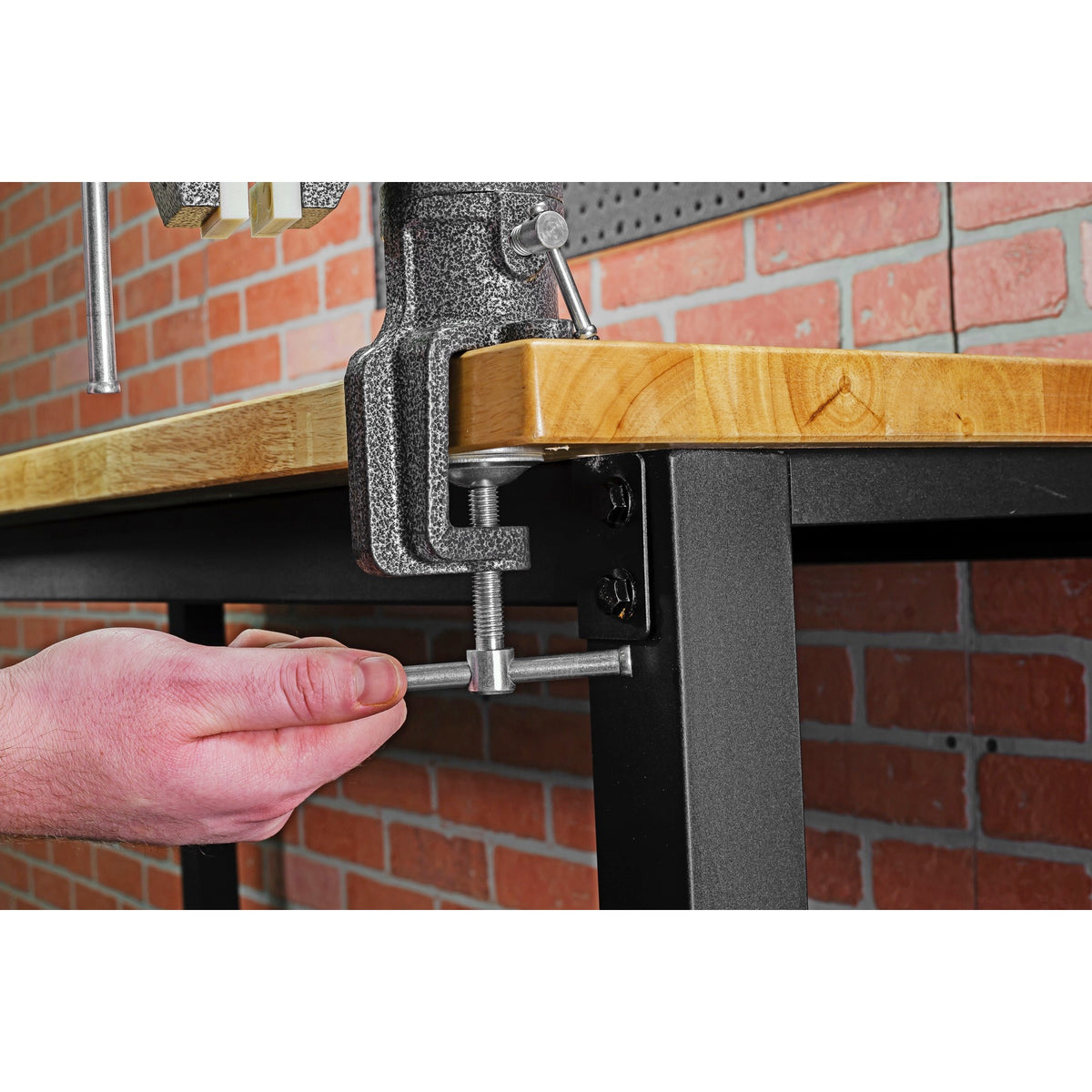 絶版品　ティムコ　アンビル　AP Vise バイス　USA Amazon | ティムコ(TIEMCO) タイイングバイス アンビル アトラス